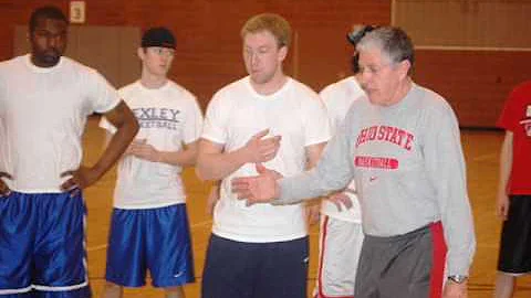 Pete Gaudet instructs basketball coaching class at...