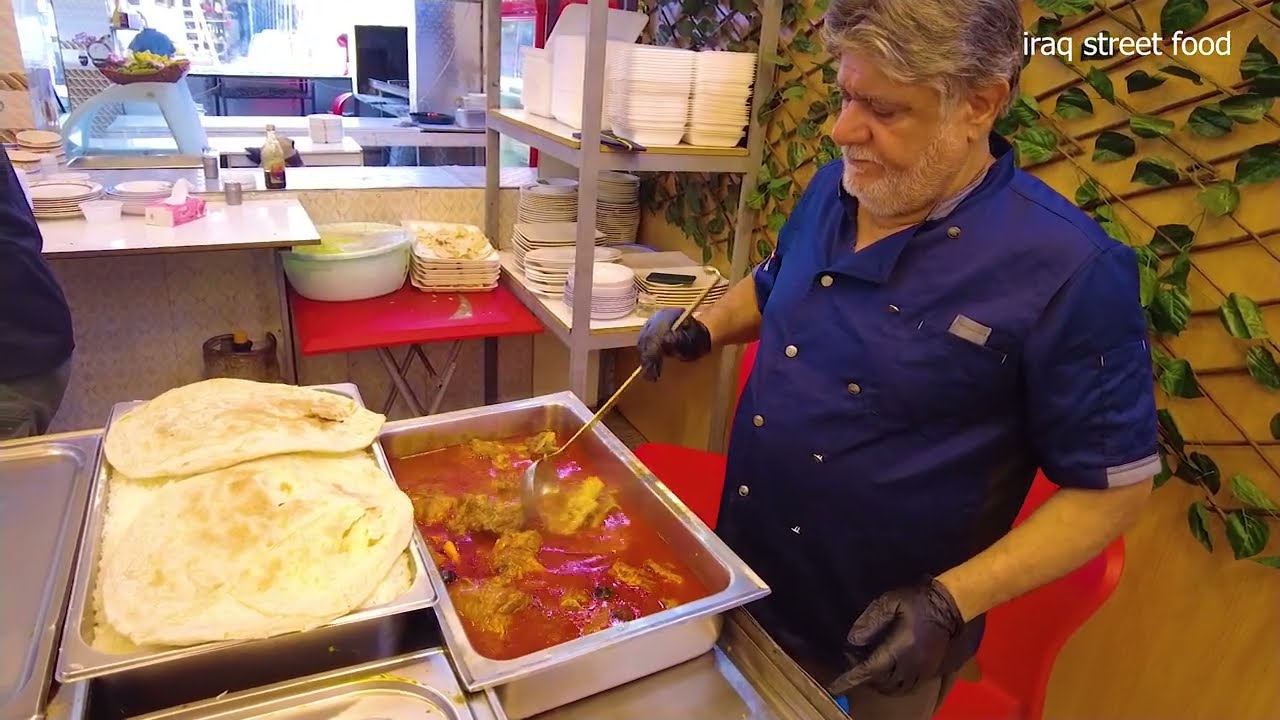 Иракская еда из овечьих булочек на рисе, называемая (ку...