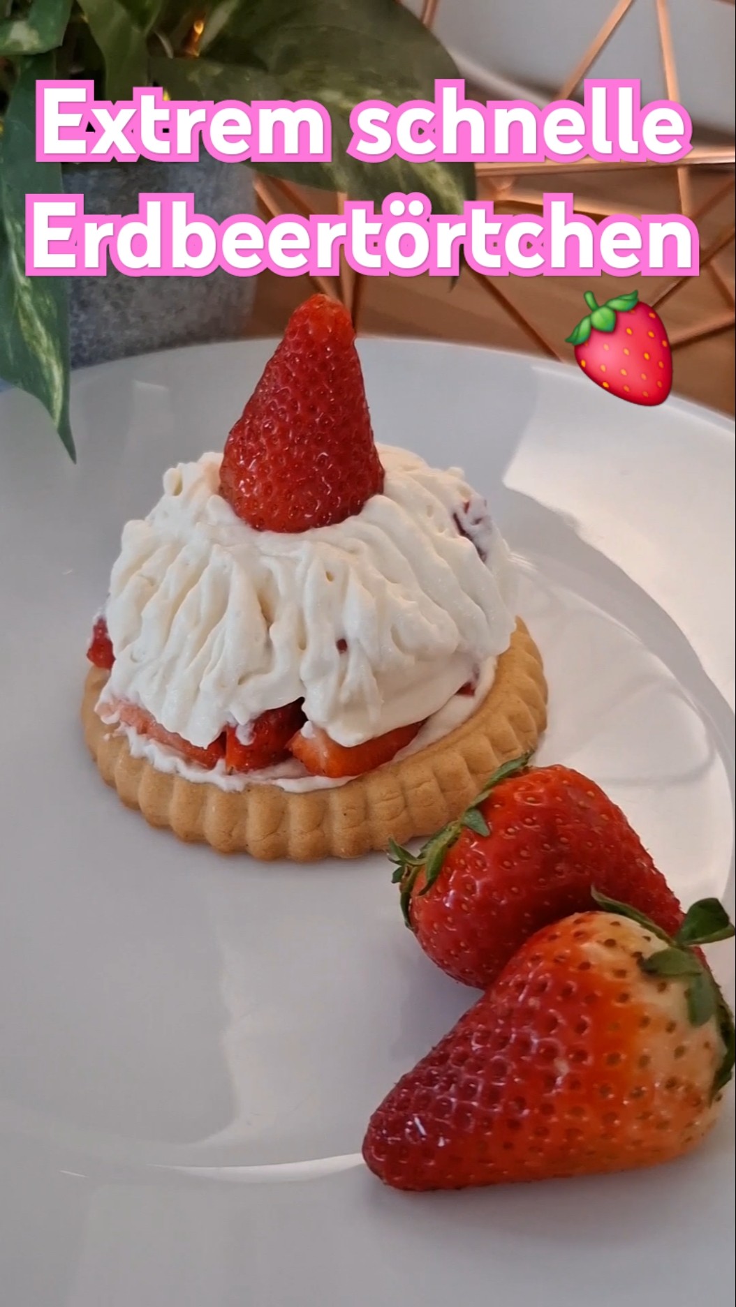 Extrem Schnelle Erdbeertörtchen🍓 - YouTube Extrem Schnelle Erdbeertörtchen🍓 - YouTube