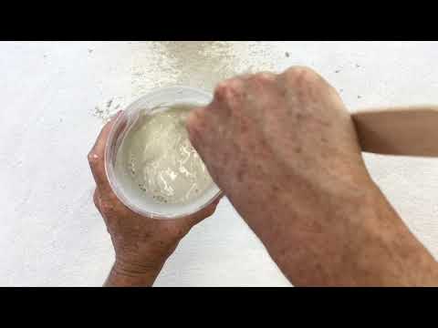 Video: Hur man gör tegel av betong: 8 steg (med bilder)