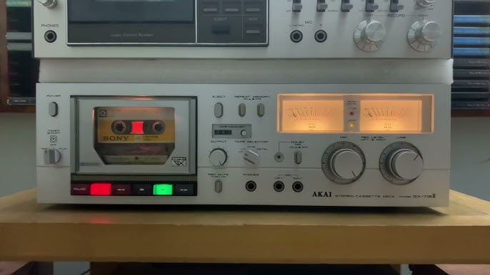 AKAI GXC-46D Cassette deck demo 