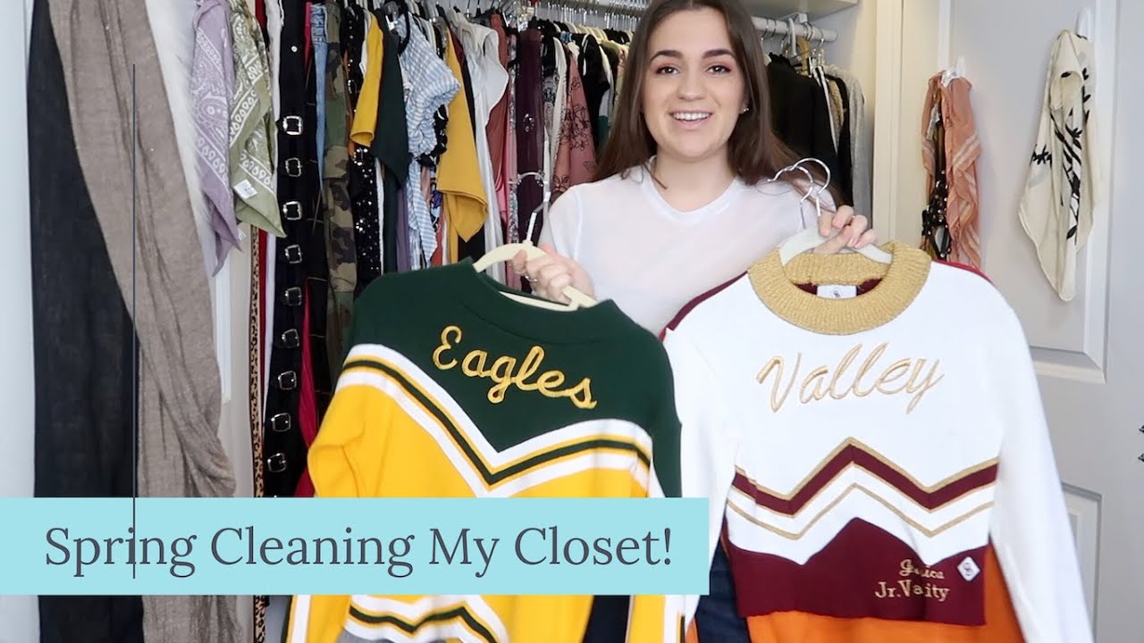 SPRING CLOSET CLEAN OUT! Trying on Clothes! - YouTube