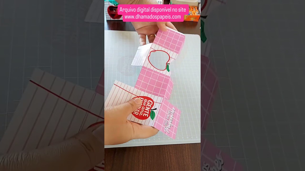 Acrylic Mini Apple Box - Teacher's Day #teachersday #diy #box