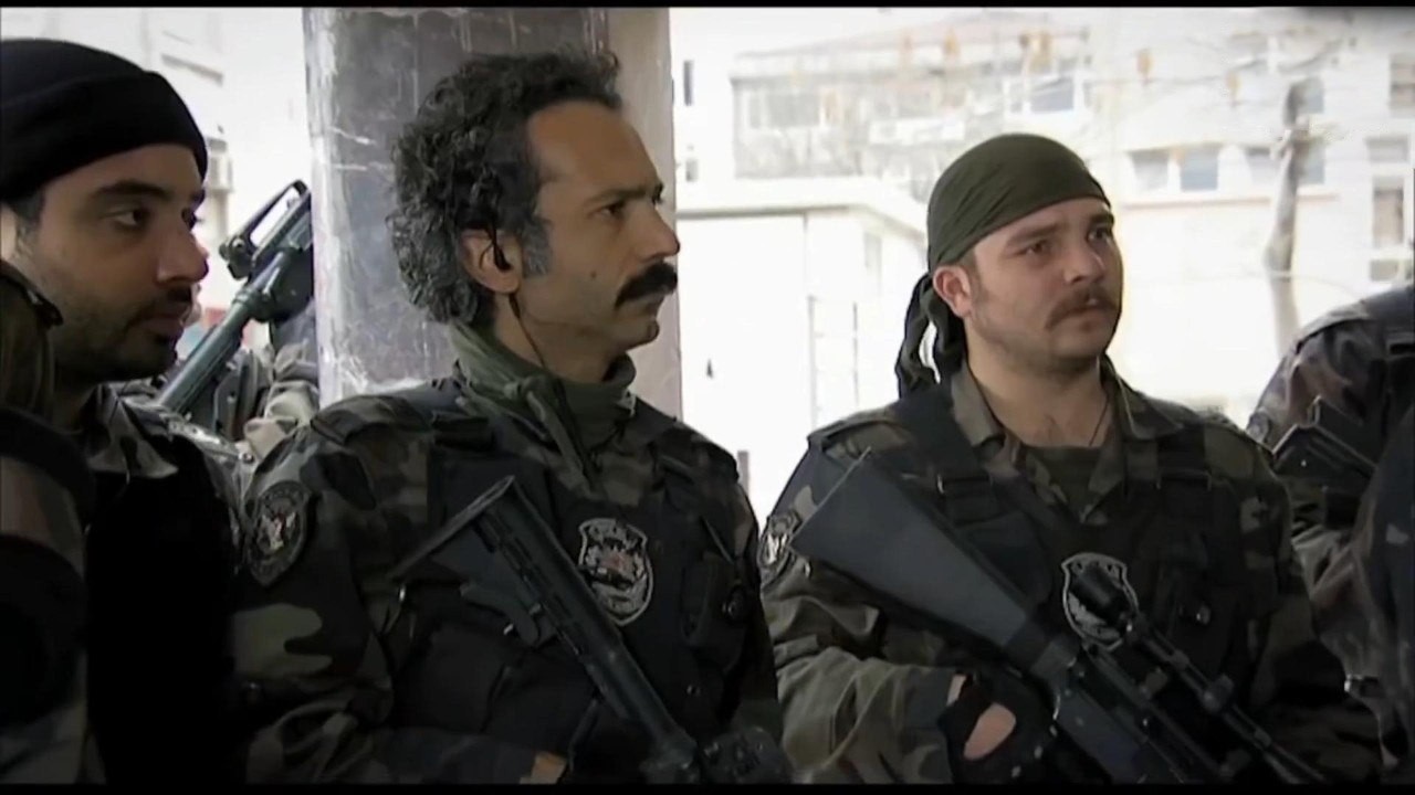 وصلو بالوقت المناسب لانقاذ اهم ضابط بالفريق الاول