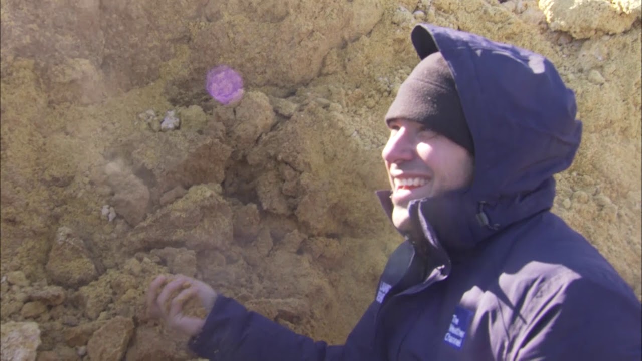Frozen America - How Cattle Ranchers Keep Their Livestock Safe in Cold