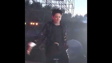 Full video: Jungkook chasing Taehyung to get him wet at 8th Muster