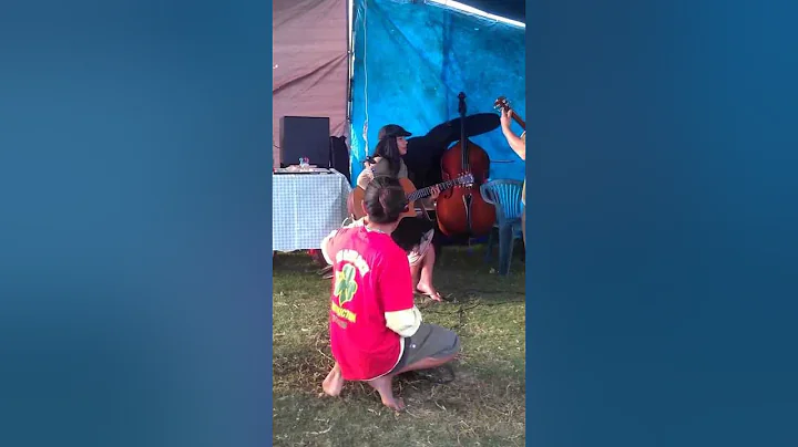 Joseph Espinda a.k.a."Unko Joe" jammin on random b...