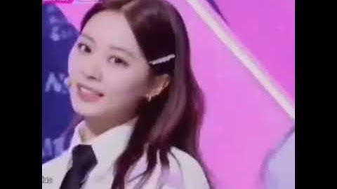 Not really like the song but lets support Tzuyu 😇 #쯔위 #mintzu #twice #shorts #scientist