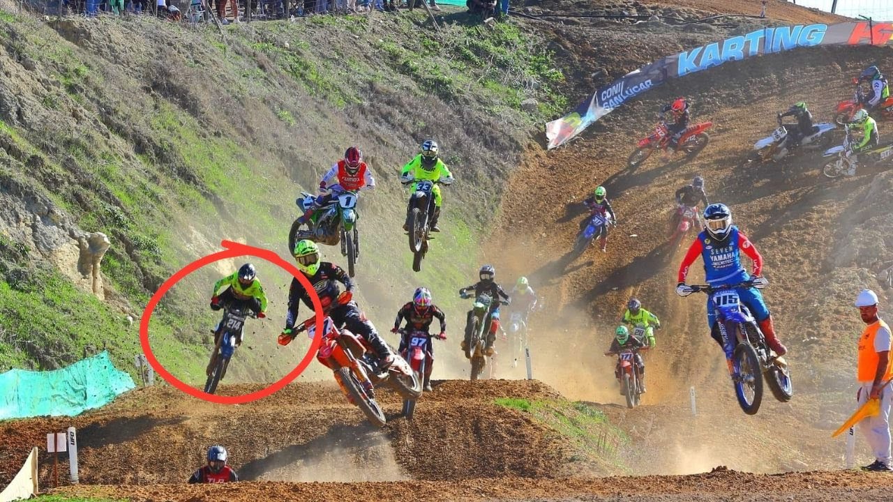 CASI ME CAIGO EN LA PRIMERA VUELTA...