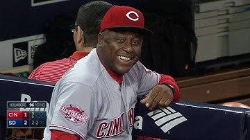CIN@SD: Venable rips a foul ball into Reds