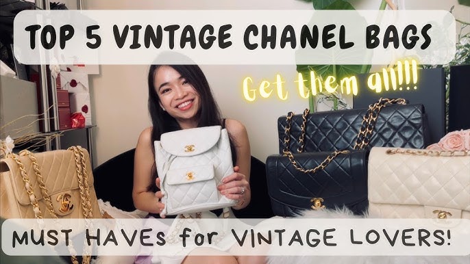 WHAT'S IN MY BAG FOR THE AIRPORT - CHANEL MAXI REVIEW - MOST