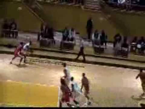 Ricky Adams slam dunk (Swainsboro vs. Laney)