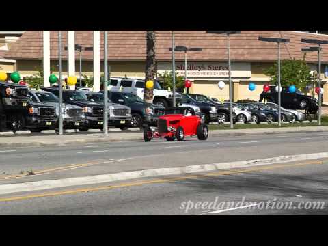 Hot Rods Leaving Supercar Sunday 3 06 11
