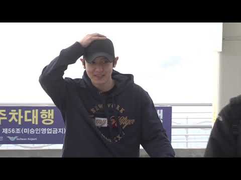 【180301】朴灿烈仁川出发飞赴巴黎 一路微笑心情好