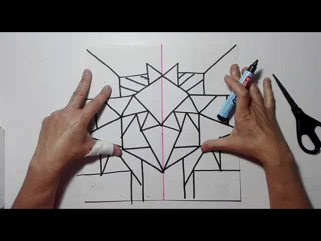 Detalle 41+ imagen dibujos de simetria axial