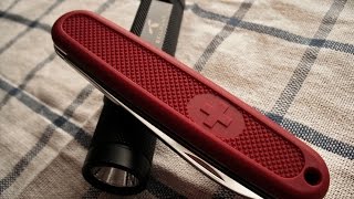 Victorinox / Swiss Army Knife / SAK Solo Red - 0.8710 a.k.a. Adventurer