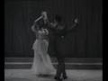 芳艷芬跳探戈 (1952)