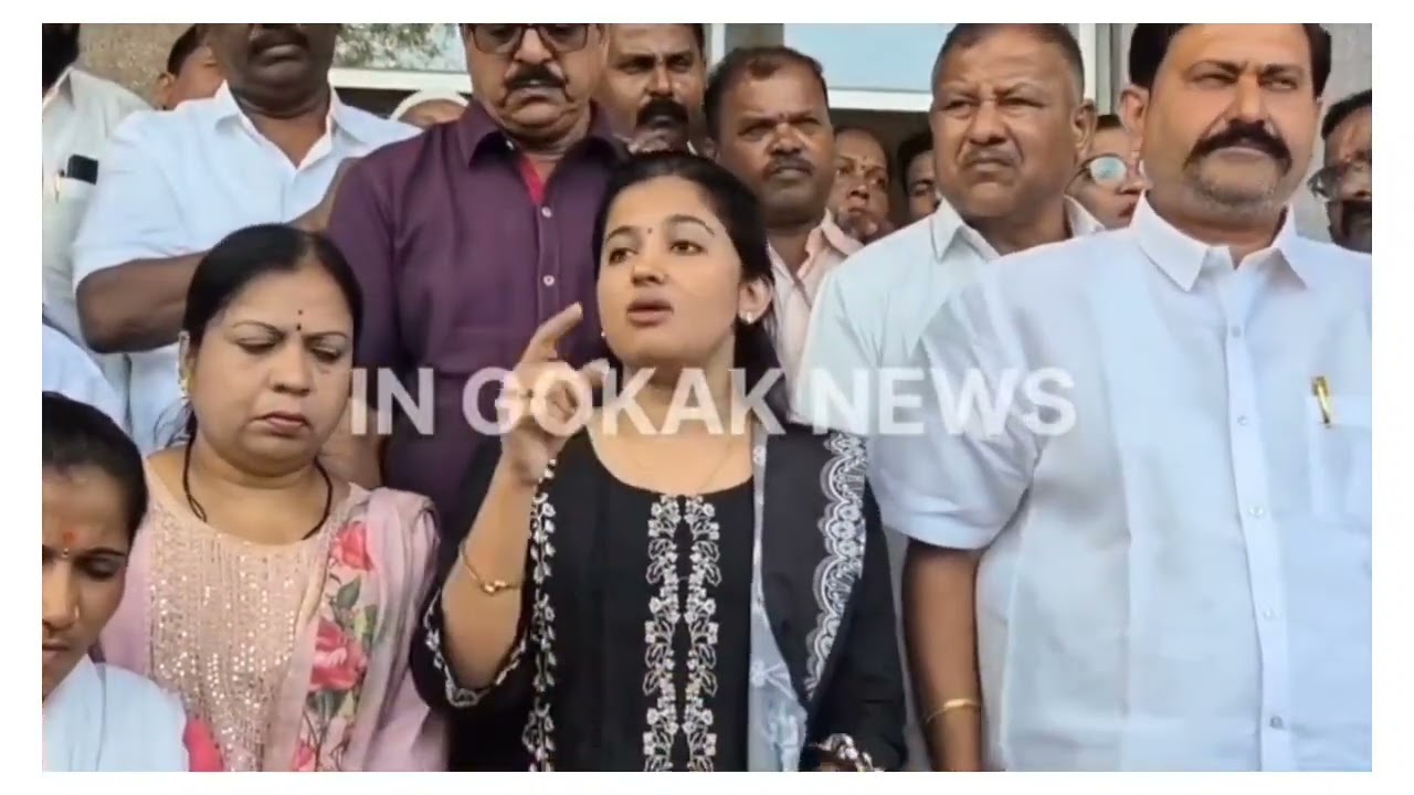 ಮಾಜಿ ಸಂಸದ ರಮೇಶ ಕತ್ತಿ ವಿರುದ್ಧ ಸಚಿವ ಸತೀಶ ಜಾರಕಿಹೊಳಿ ಅಭಿಮಾನಿಗಳ ಆಕ್ರೋಶ ಸಾಹುಕಾರ ಅಭಿಮಾನಿಗಳ ಒಕ್ಕೂಟ ರಮೇಶಕತ್ತಿ