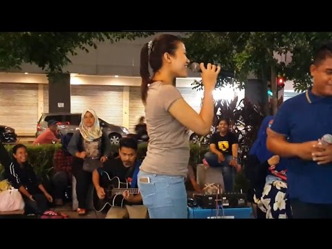 Goyang dumang-shidee ft nurul feat redeem buskers,goyang 