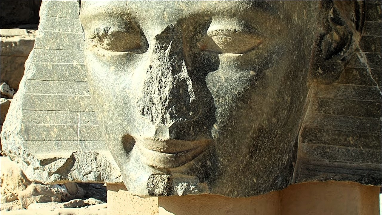 The Ramesseum: Ramses II's Magnificent Mortuary Temple