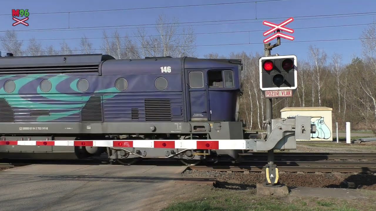 Železniční přejezd Chvaletice #1 [P4913] - 4.4.2021 / Czech railroad crossing
