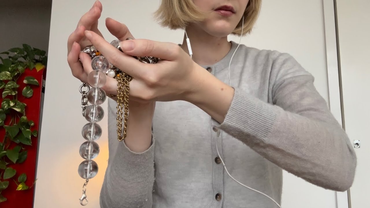 ASMR//Rainy Jewellery Collection (rain sounds, tapping)