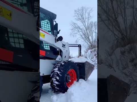 Услуги минипогрузчика Bobcat