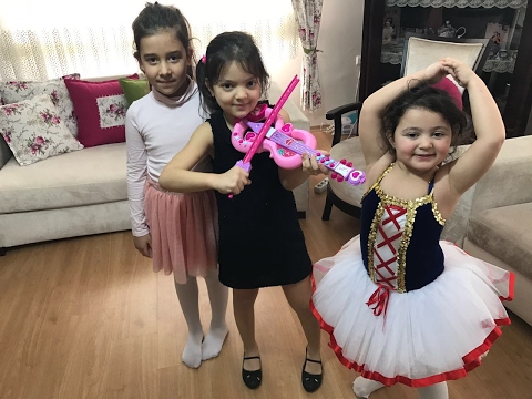 Masal Yeni Kemanla Çaldı Öykü Ve Tuana Dans Etti