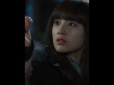 Защитил ту, кого сам постоянно обижает💔🥲Наследники #наследники #kdrama #кимубин #пакшинхе #дорама