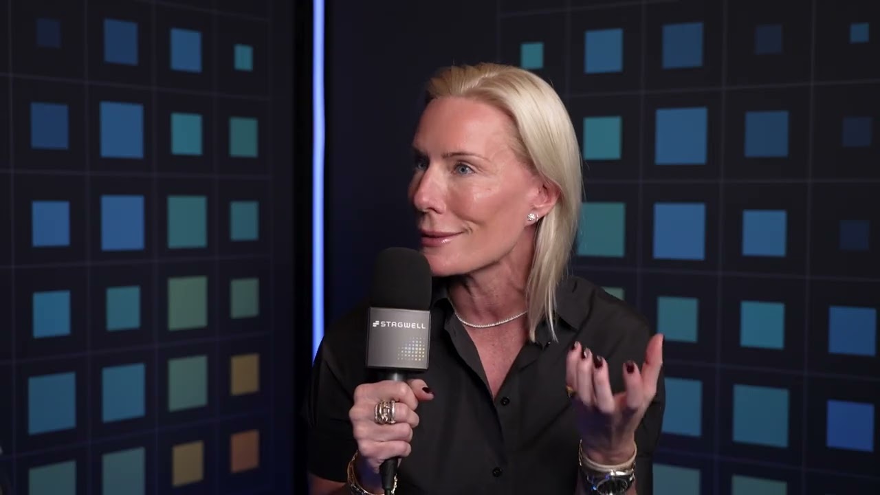 Анна Багер из OAAA в Stagwell Content Studio на выставке CES.