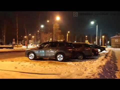 Машины с проблесковыми маячками
