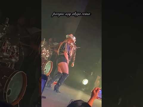 La abeja reina ha llegado… 🐝🎤 #regionalmexicano #chiquisrivera