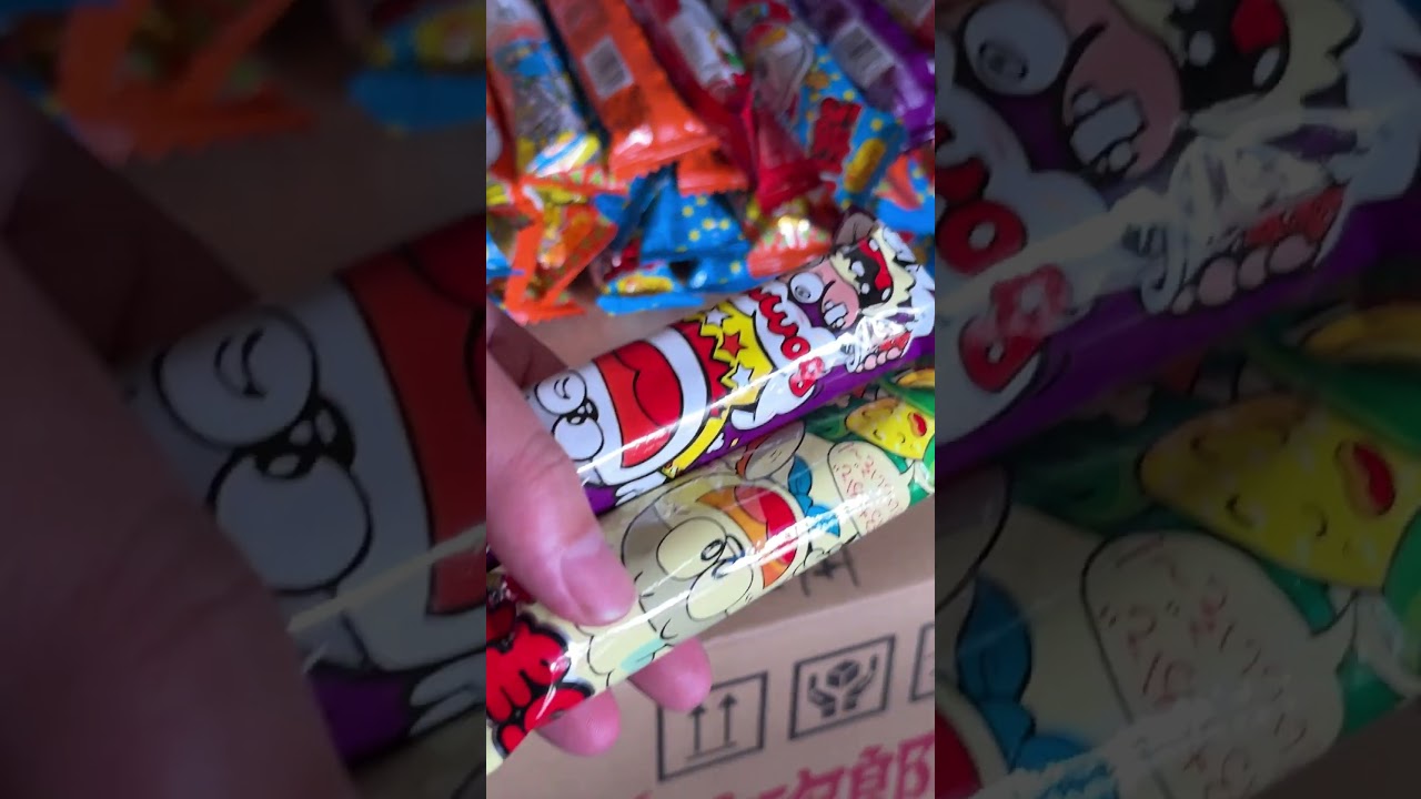 ONLY 150 YEN?! Snack roll and Okonomiyaki Nostalgia#1