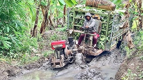 #shortvideo review xe công nông 2 cầu chở chuối gặp bùn lầy lội và cái kết