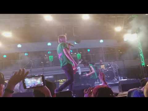3Oh!3 my first kiss warprewind cruise 2017