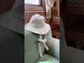 "Chẳng cần lý do, chỉ cần bình yên."