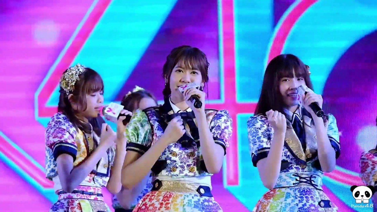 [Fancam]180305 365วันกับเครื่องบินกระดาษ Noey BNK48 @Yayoi CentralWorld