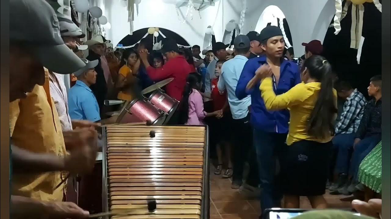 Marimba chapina wolf_Guatemala_marimbas_chapinas YouTube