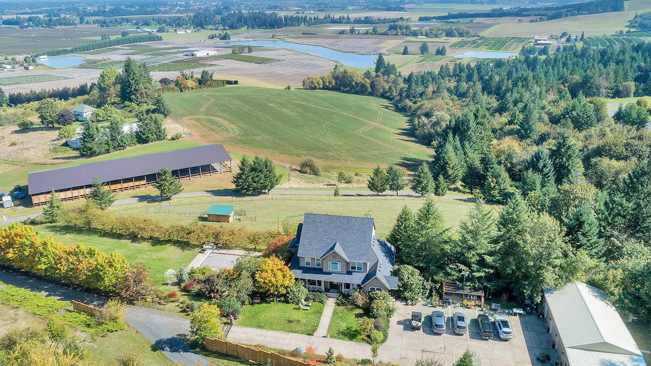 Equestrian Estate on 50+ acres Oregon horse properties Video of