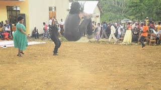 Mcheki Jamaa Huyu Wa Bulyaga Tukuyu Ni Funga Kazi