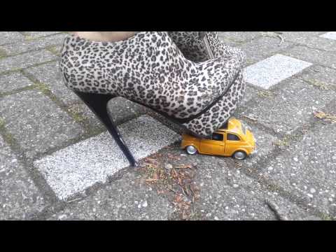 High heels vs metal model cars Citroen DS and Fiat 500 3-4