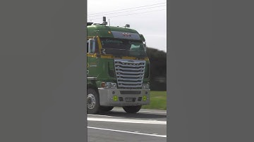 TRUCK SPOTTING LOGGING IT AGAIN #trucks