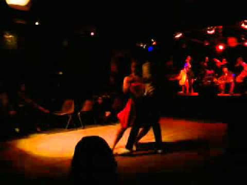 1/3 Pedro Farias y Julieta Falivene en La milonga de la Misteriosa 06/06/2012