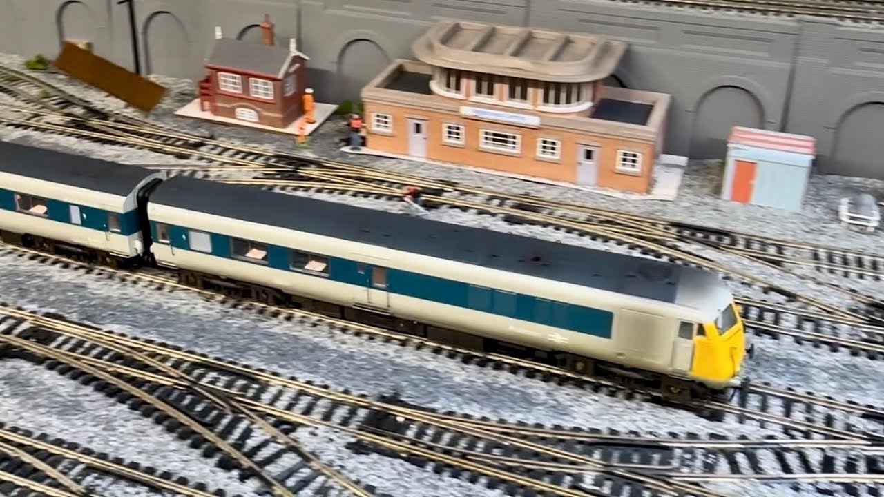 Episode 34: Unboxing never used Bachmann 30‑420EB – The Western Pullman, w/sound and weathered