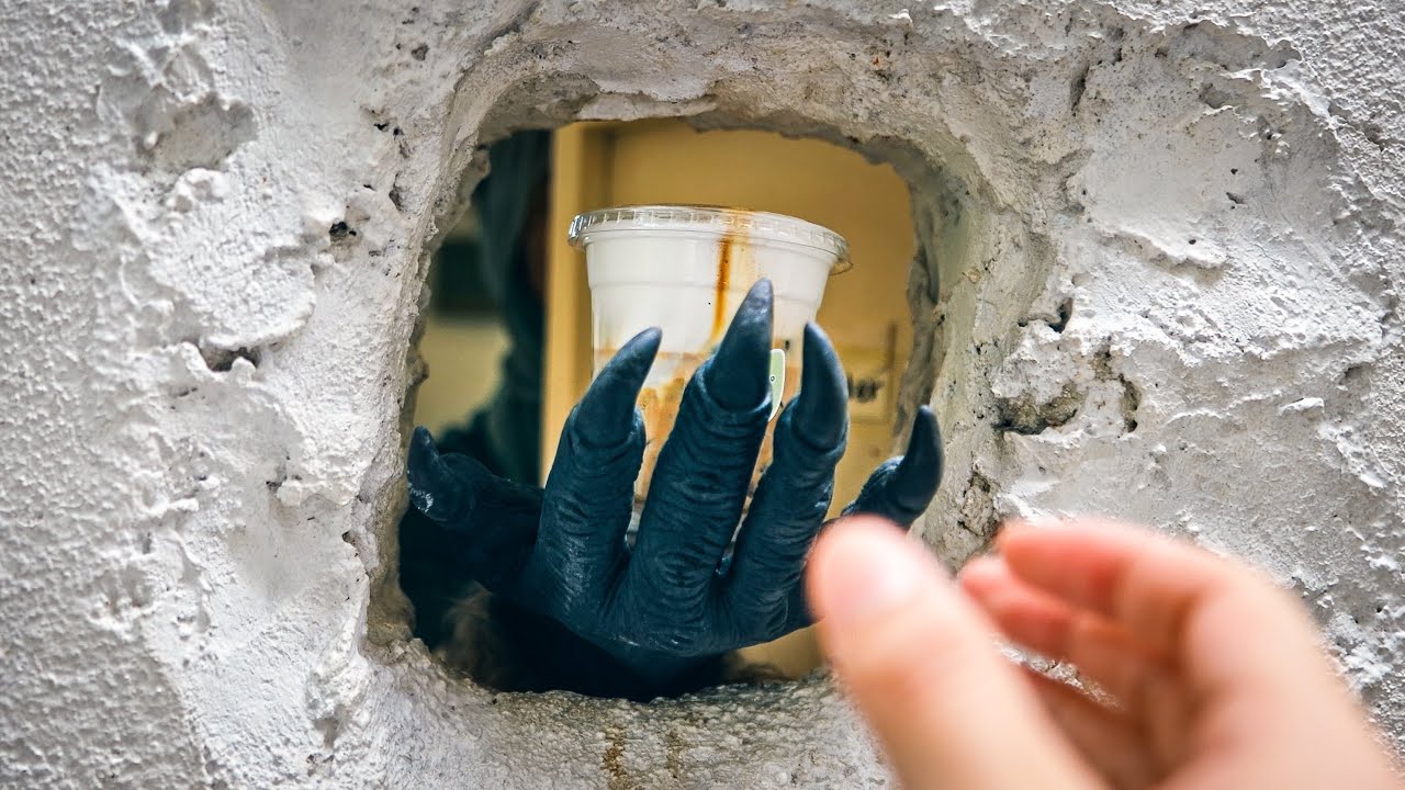 Я посетил самые безумные и необычные кафе