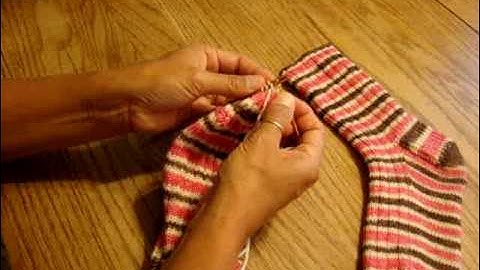 Kitchener Stitch to Finish a Sock