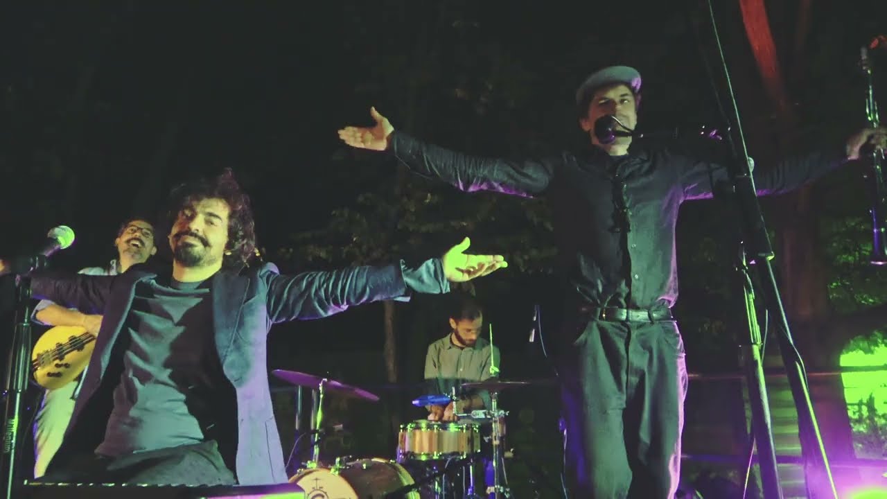 L'amore ai tempi del Colella (El rudo) - Luca Ferraris & Sorridenti senza denti ft Luks Russo