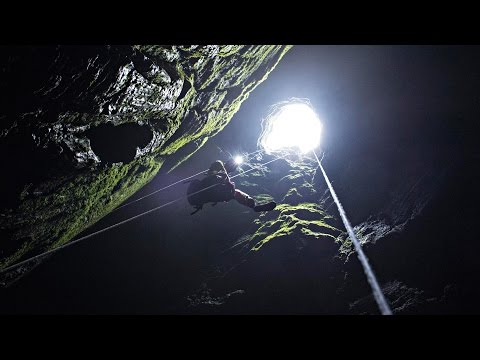 Video: Dolomite ha scollature o fratture?