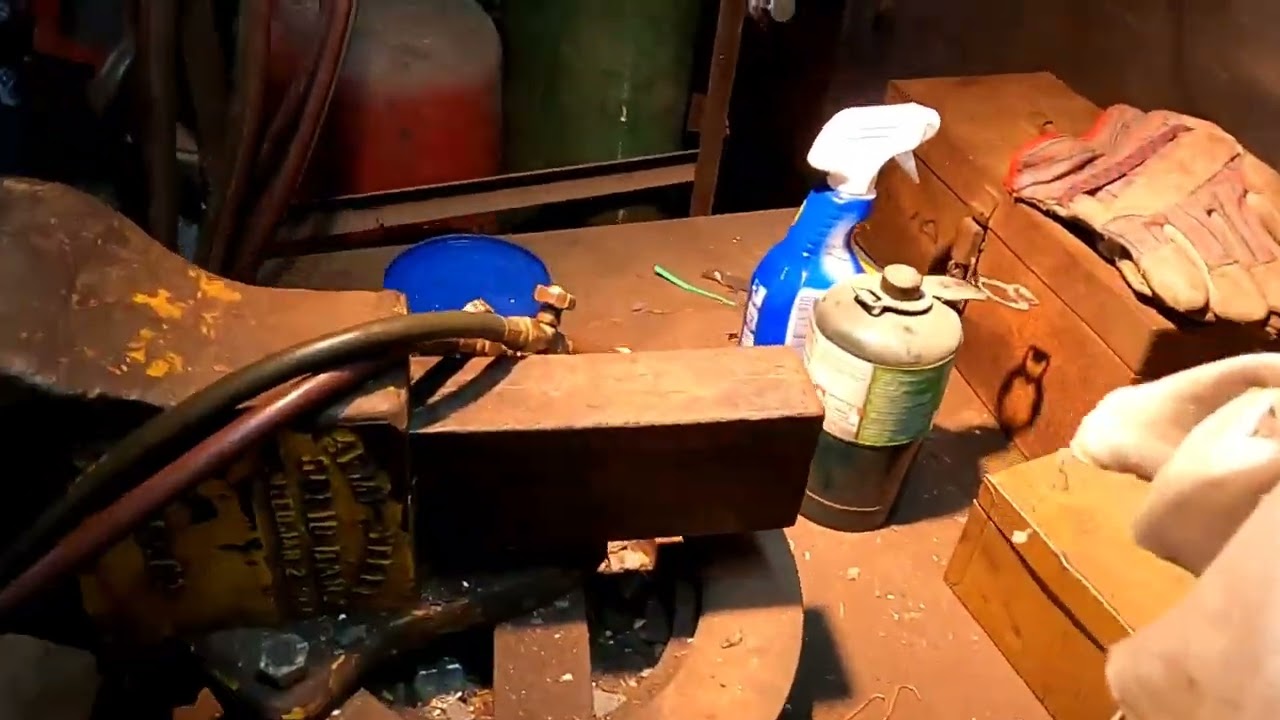 Fixing  OTF automatic knife