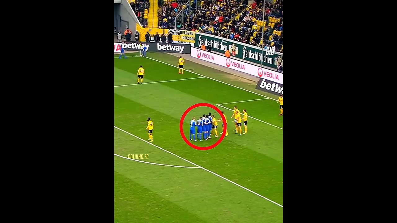 200 IQ Moments in Football 🧠🤩 